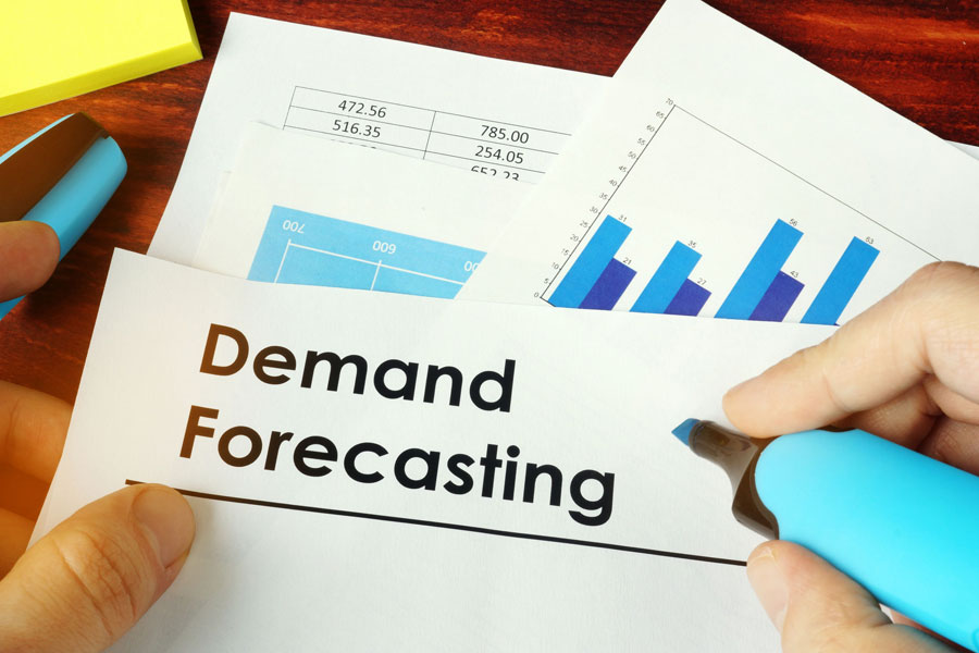 Characteristics of Demand Forecasting in Supply Chain Management