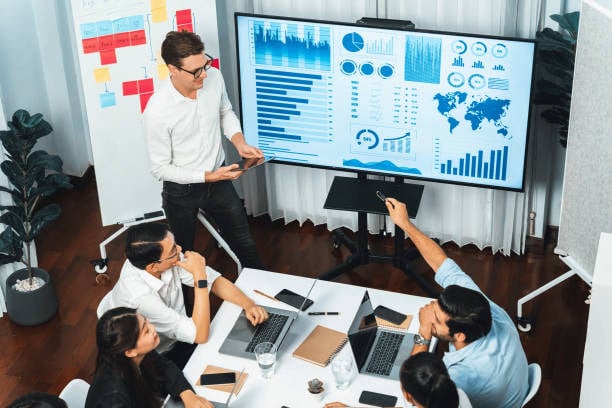 https://www.planettogether.com/hubfs/Medical%20manufacturing%20Data-Driven%20Purchasing%20How%20Analytics%20is%20Powering%20Performance%201.jpg