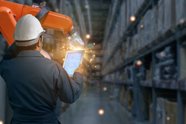 Supply Chain Manager Packaging Real Time Production Scheduling with AI
